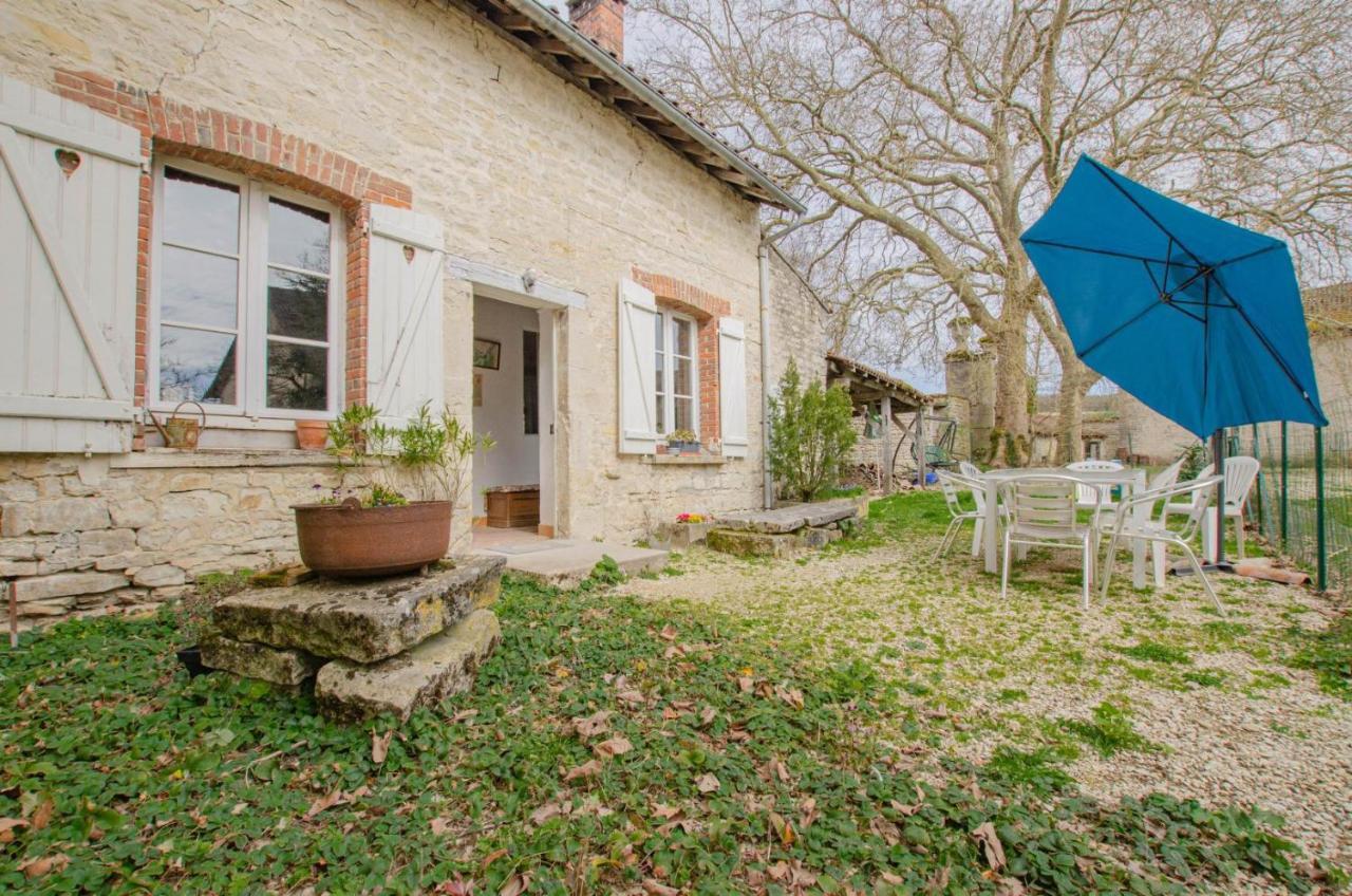 Saint-Malachie Villa Longchamp-sur-Aujon Exterior photo